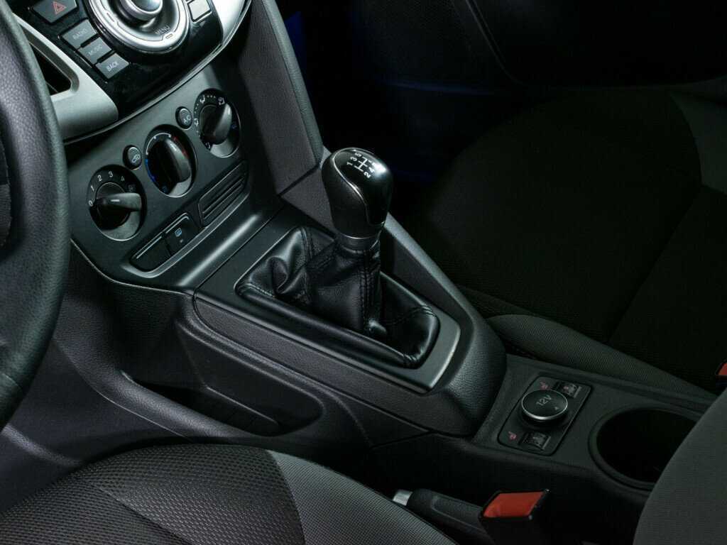 Форд Фокус б/у, 2013, Механическая. Фото: #12