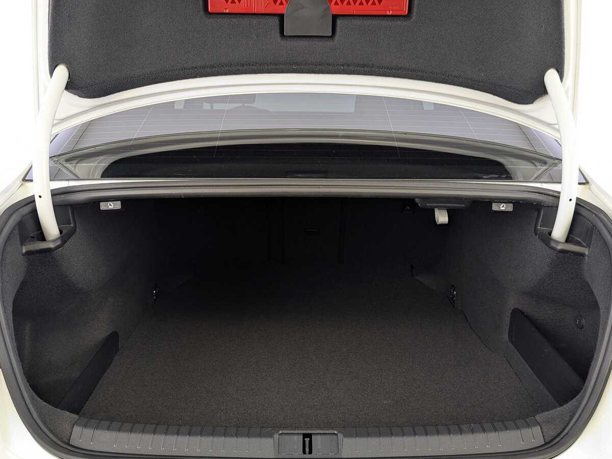 Фольксваген Пассат б/у, 2019, Роботизированная. Фото: #9