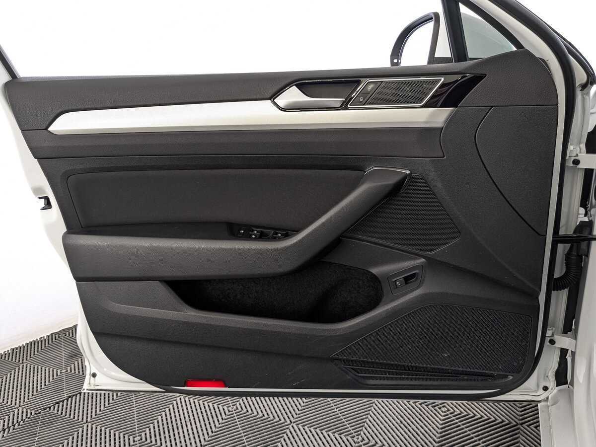 Фольксваген Пассат б/у, 2019, Роботизированная. Фото: #18