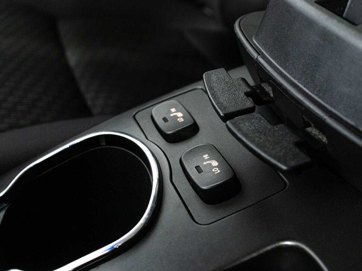 Сан-Ён Актион б/у, 2013, Автоматическая. Фото: #16