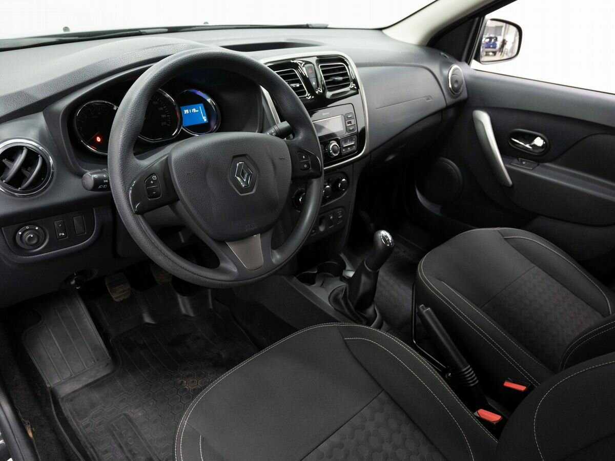 Рено Логан б/у, 2018, Механическая. Фото: #7