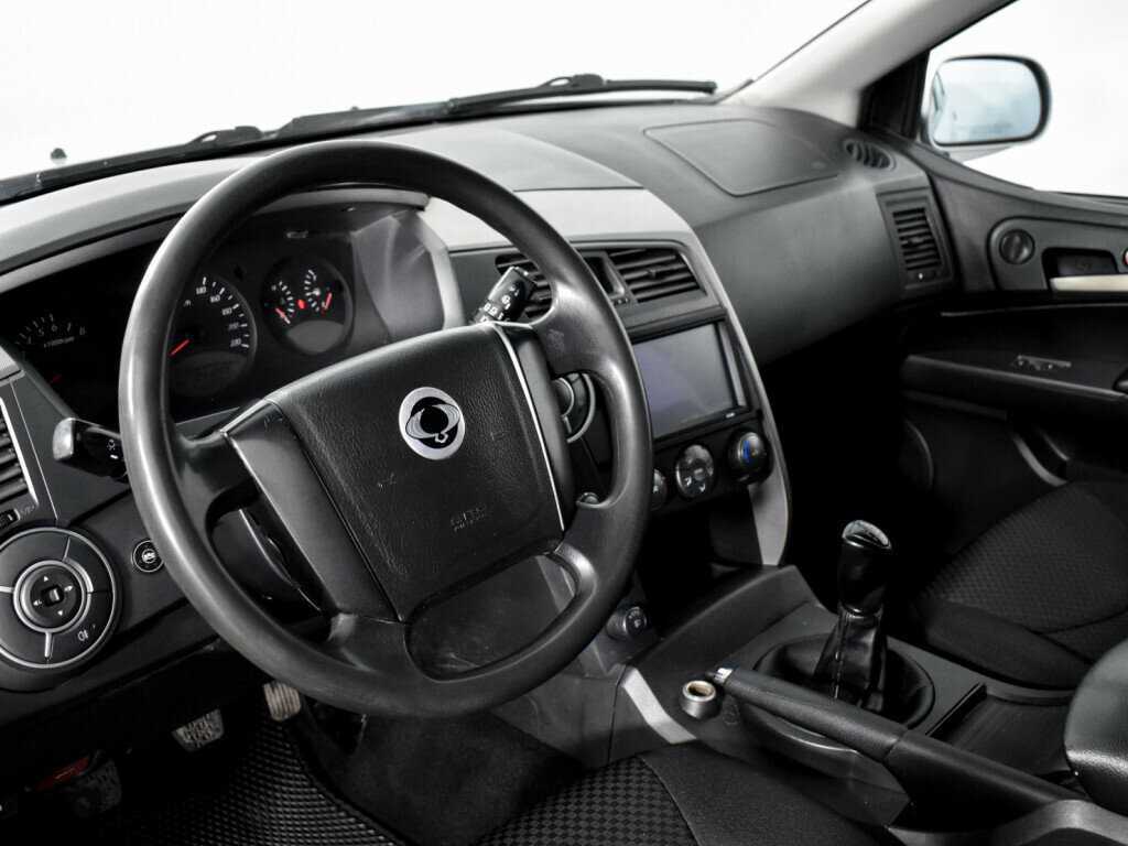 Сан-Ён Кирон б/у, 2012, Механическая. Фото: #8