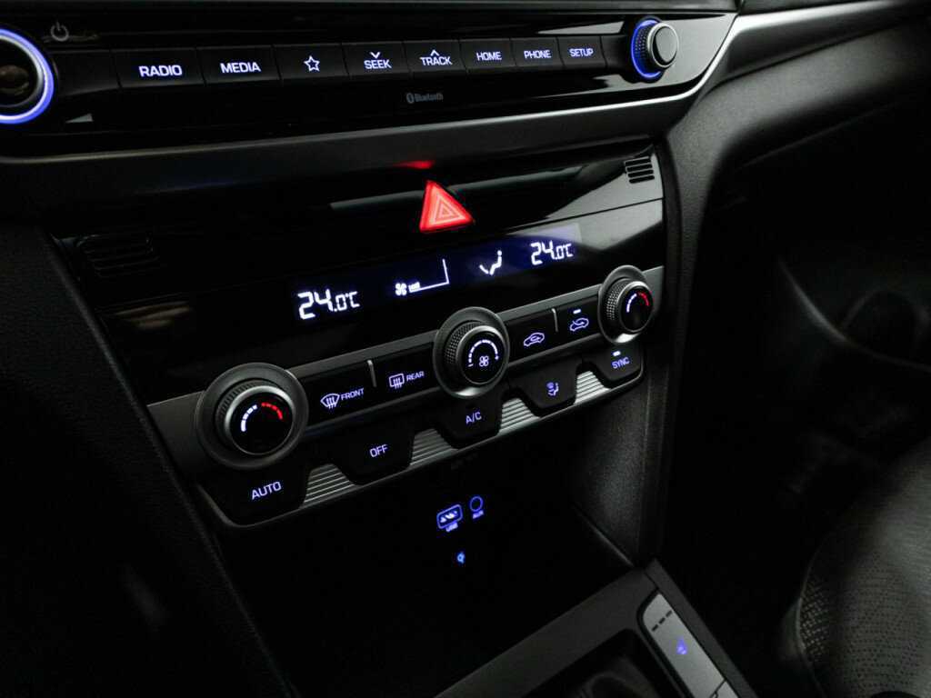 Хендай Елантра б/у, 2019, Автоматическая. Фото: #18