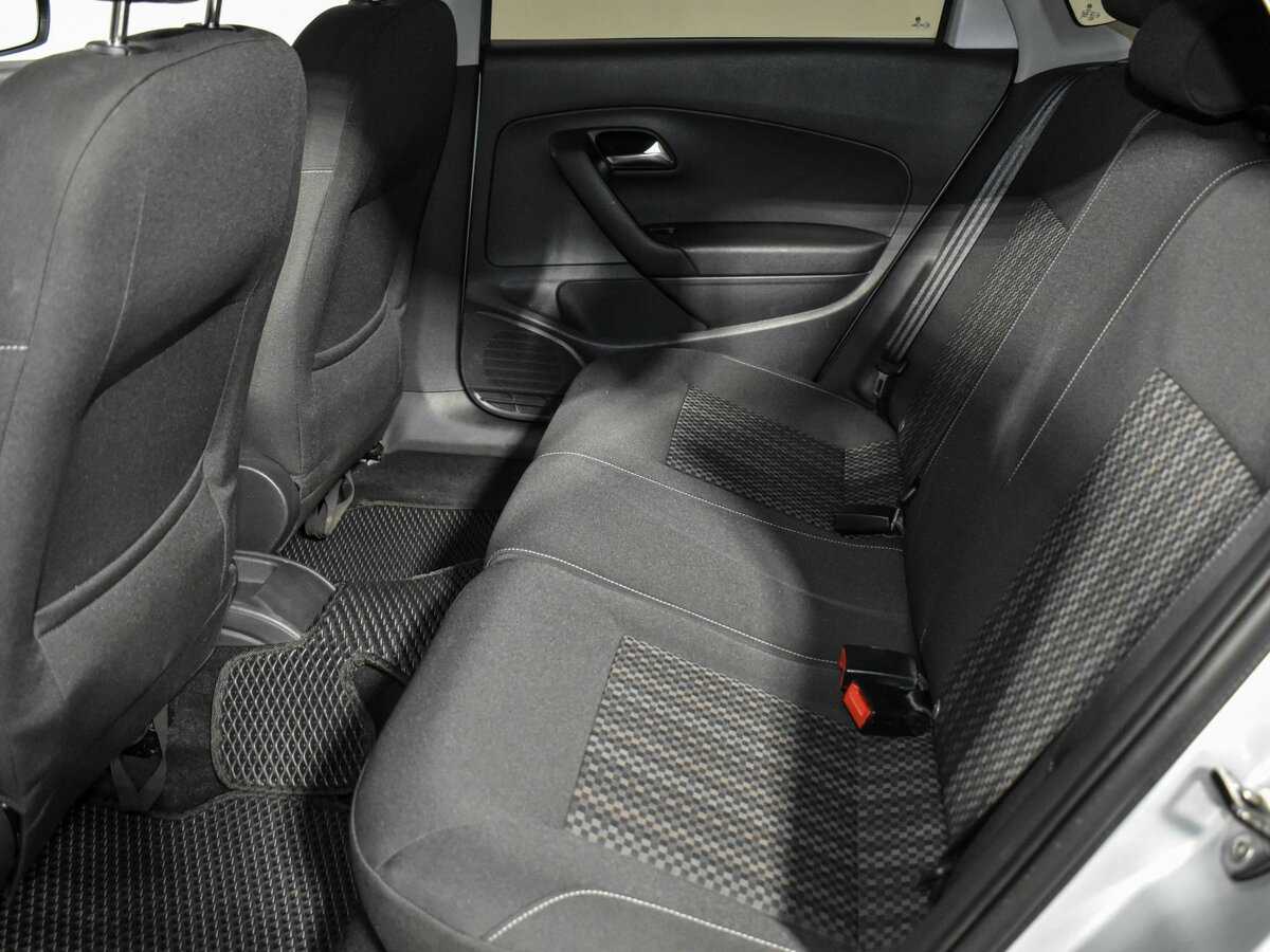 Фольксваген Поло б/у, 2016, Автоматическая. Фото: #11