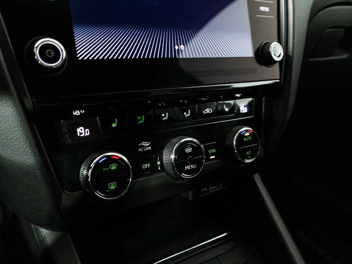 Шкода Октавия б/у, 2020, Роботизированная. Фото: #18