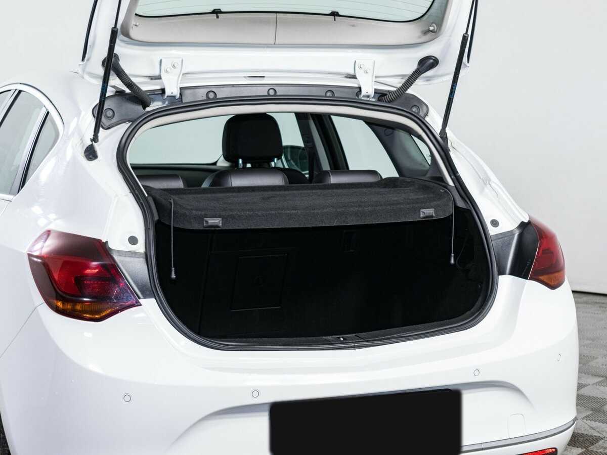 Опель Астра б/у, 2012, Автоматическая. Фото: #6