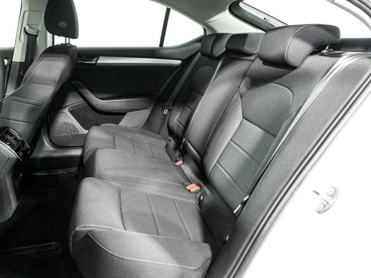 Шкода Суперб б/у, 2016, Роботизированная. Фото: #8