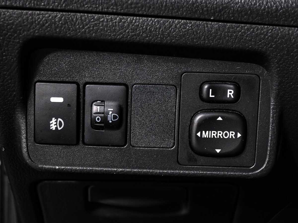 Тойота Королла б/у, 2012, Автоматическая. Фото: #13