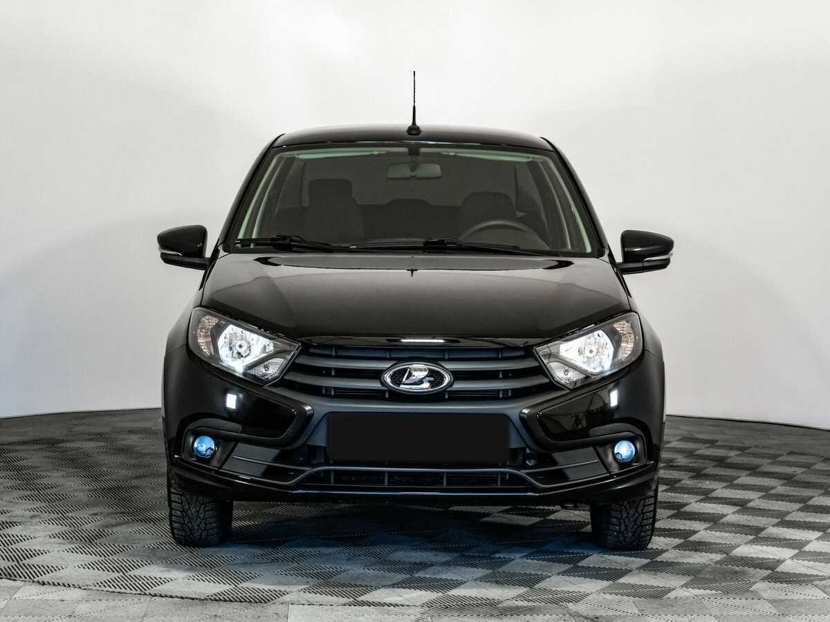 Лада (ВАЗ) Гранта б/у, 2023, Механическая. Фото: #1