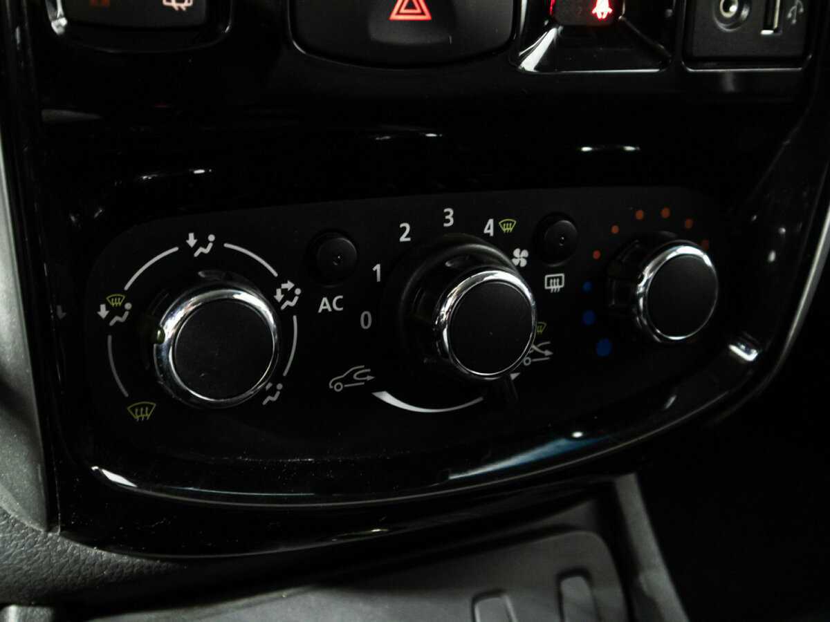 Ниссан Террано б/у, 2014, Автоматическая. Фото: #15