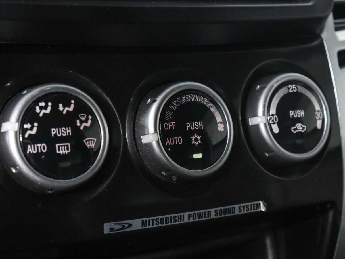 Митсубиши Паджеро Спорт б/у, 2012, Автоматическая. Фото: #13