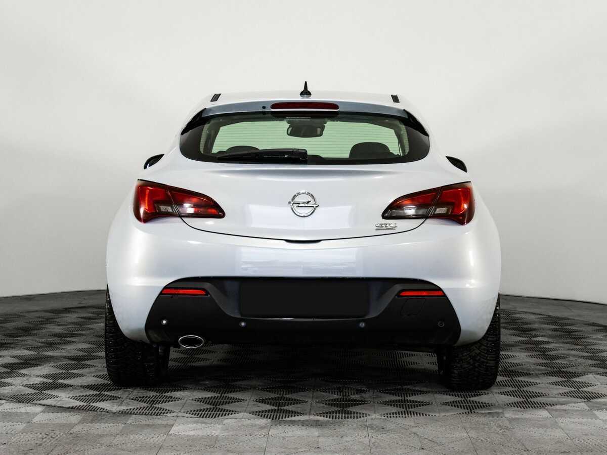 Опель Астра б/у, 2012, Механическая. Фото: #4