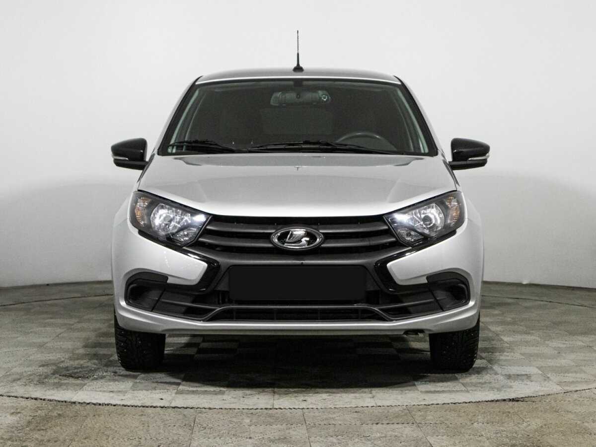 Лада (ВАЗ) Гранта б/у, 2024, Механическая. Фото: #1