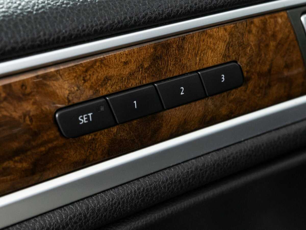 Фольксваген Туарег б/у, 2012, Автоматическая. Фото: #15