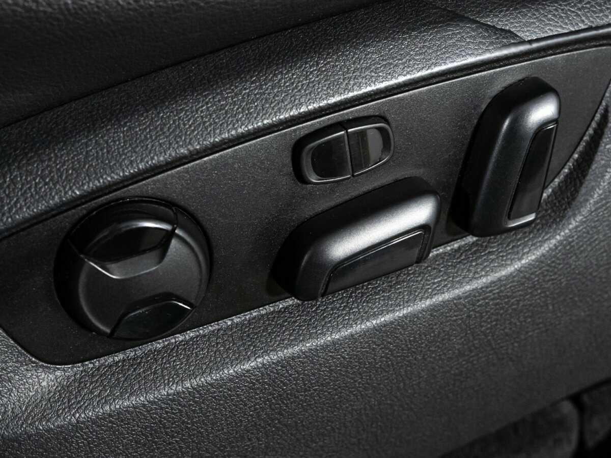 Фольксваген Туарег б/у, 2012, Автоматическая. Фото: #16