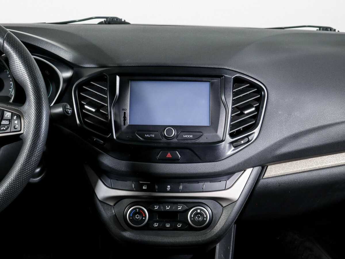 Лада (ВАЗ) Веста б/у, 2016, Роботизированная. Фото: #12