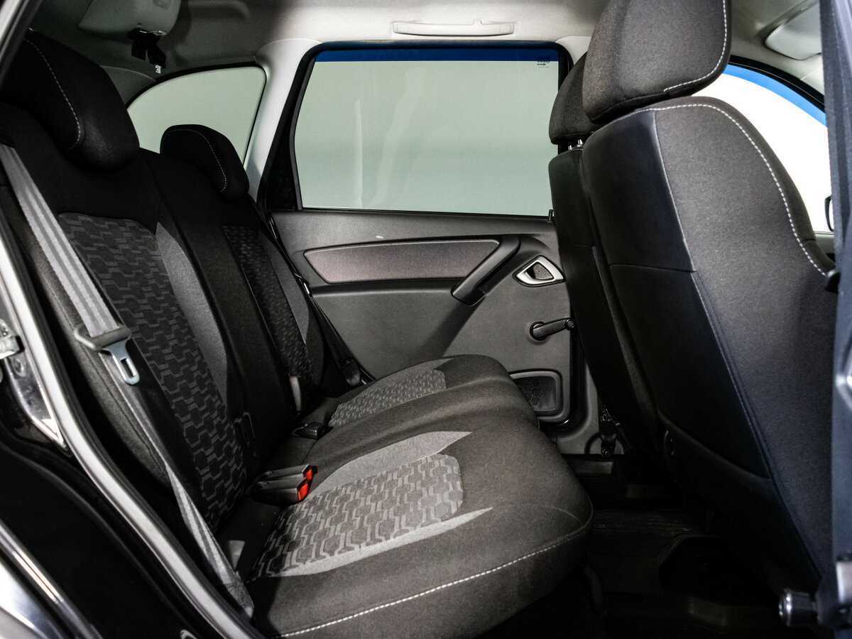 Лада (ВАЗ) Гранта б/у, 2023, Механическая. Фото: #10