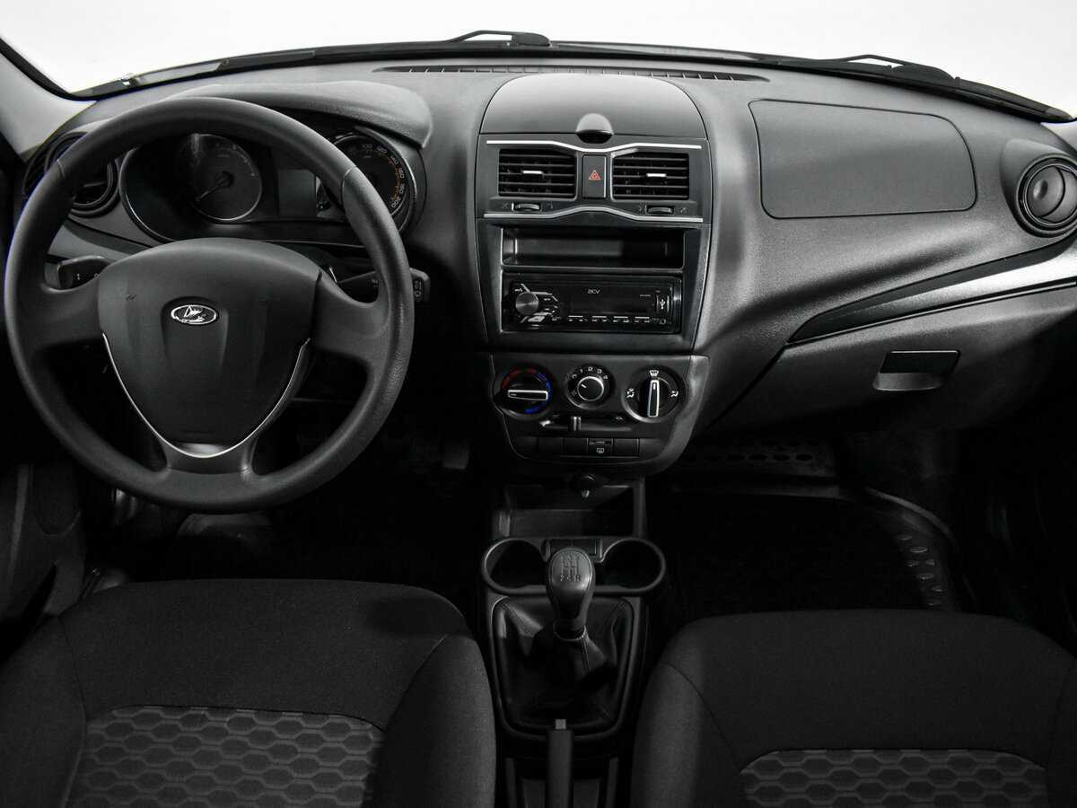 Лада (ВАЗ) Гранта б/у, 2024, Механическая. Фото: #12