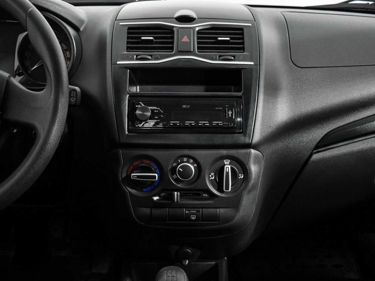 Лада (ВАЗ) Гранта б/у, 2024, Механическая. Фото: #13