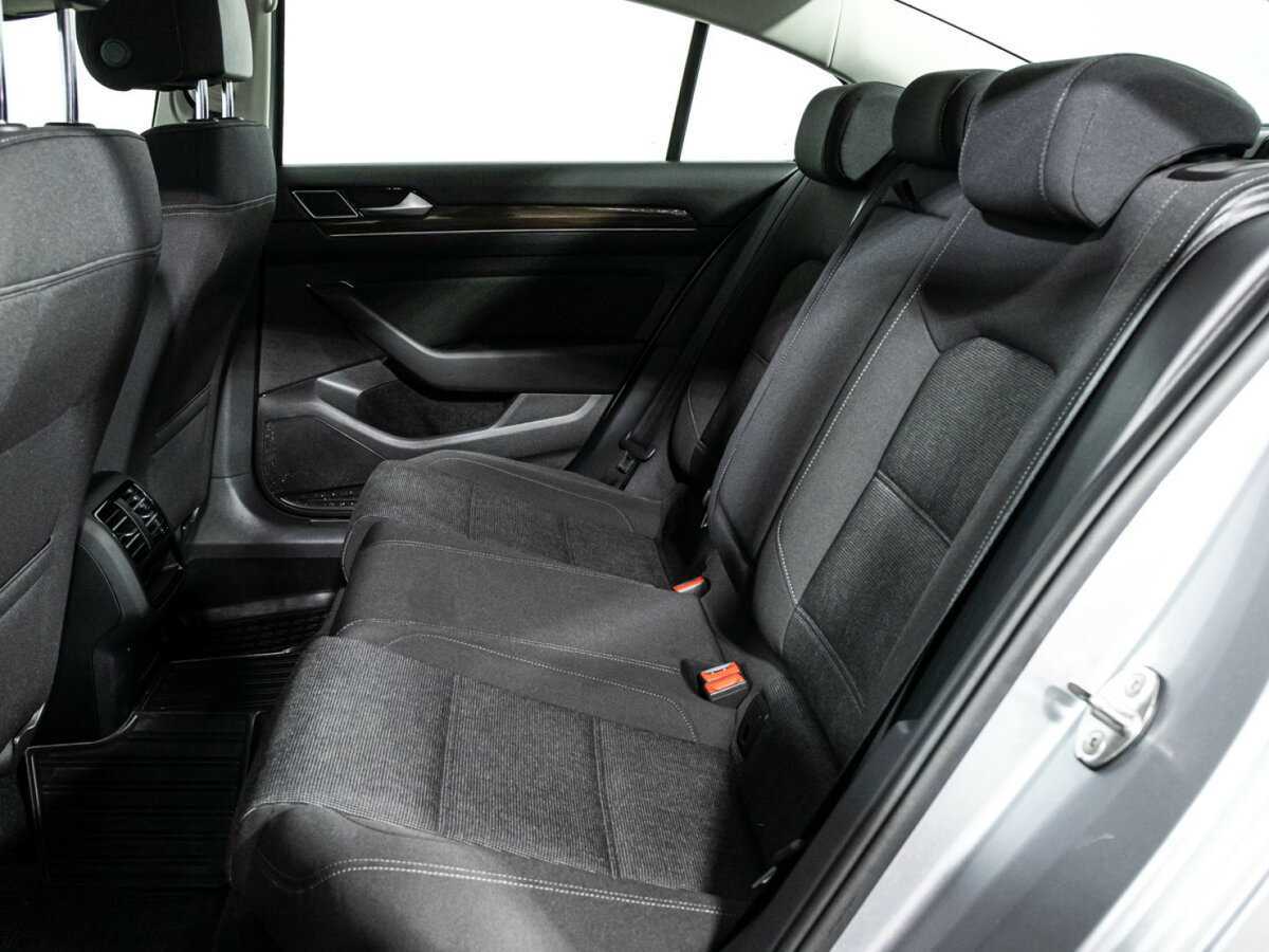 Фольксваген Пассат б/у, 2017, Роботизированная. Фото: #9