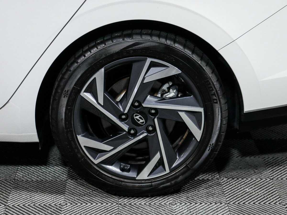 Хендай Елантра б/у, 2023, Вариатор. Фото: #11