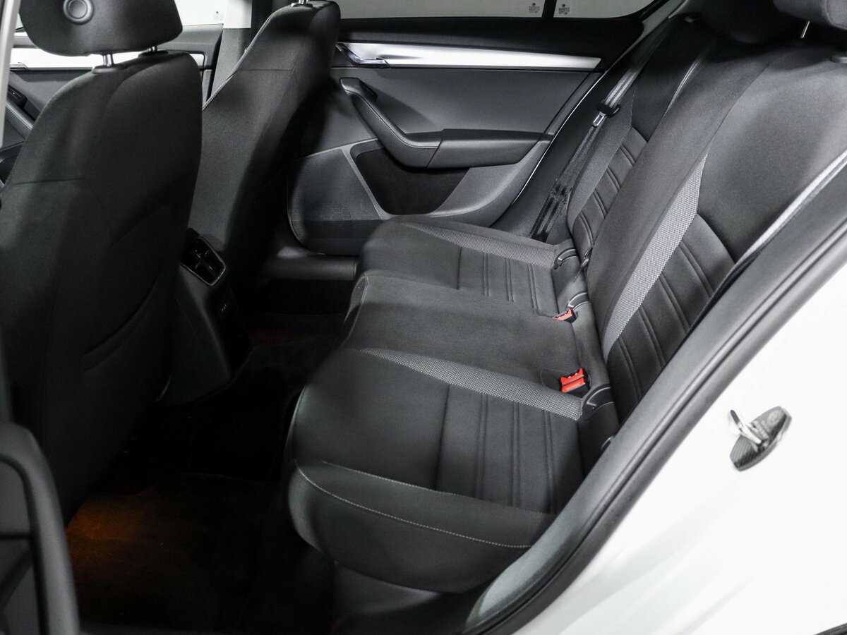 Шкода Октавия б/у, 2019, Роботизированная. Фото: #9