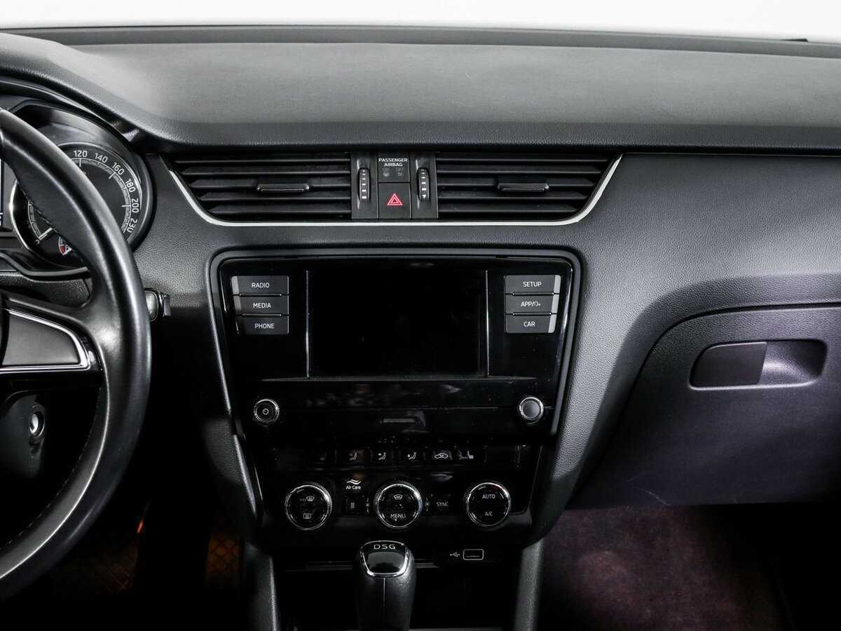 Шкода Октавия б/у, 2019, Роботизированная. Фото: #12