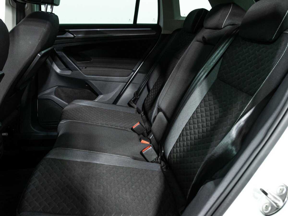 Фольксваген Тигуан б/у, 2018, Роботизированная. Фото: #9