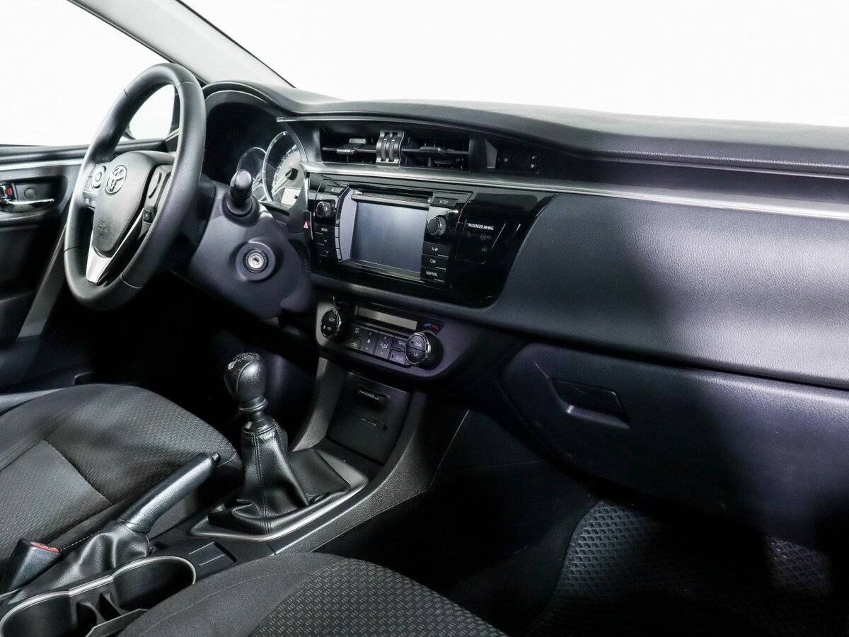 Тойота Королла б/у, 2014, Механическая. Фото: #5