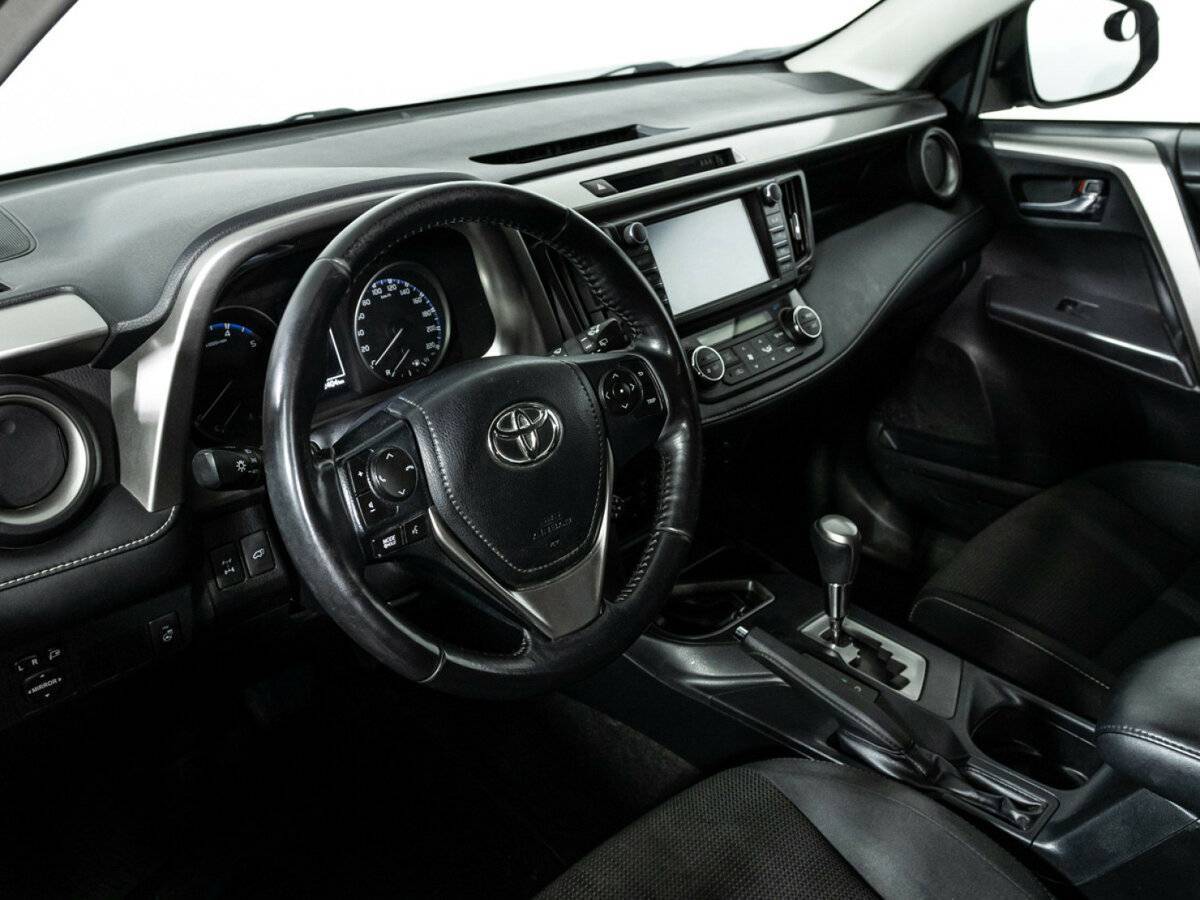 Тойота Рав4 б/у, 2018, Автоматическая. Фото: #10