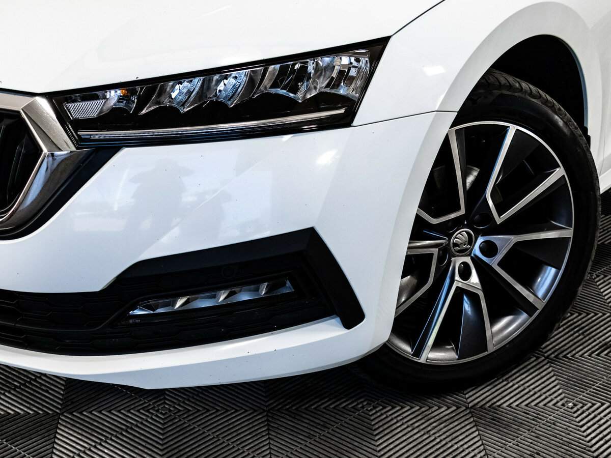 Шкода Октавия б/у, 2021, Автоматическая. Фото: #1