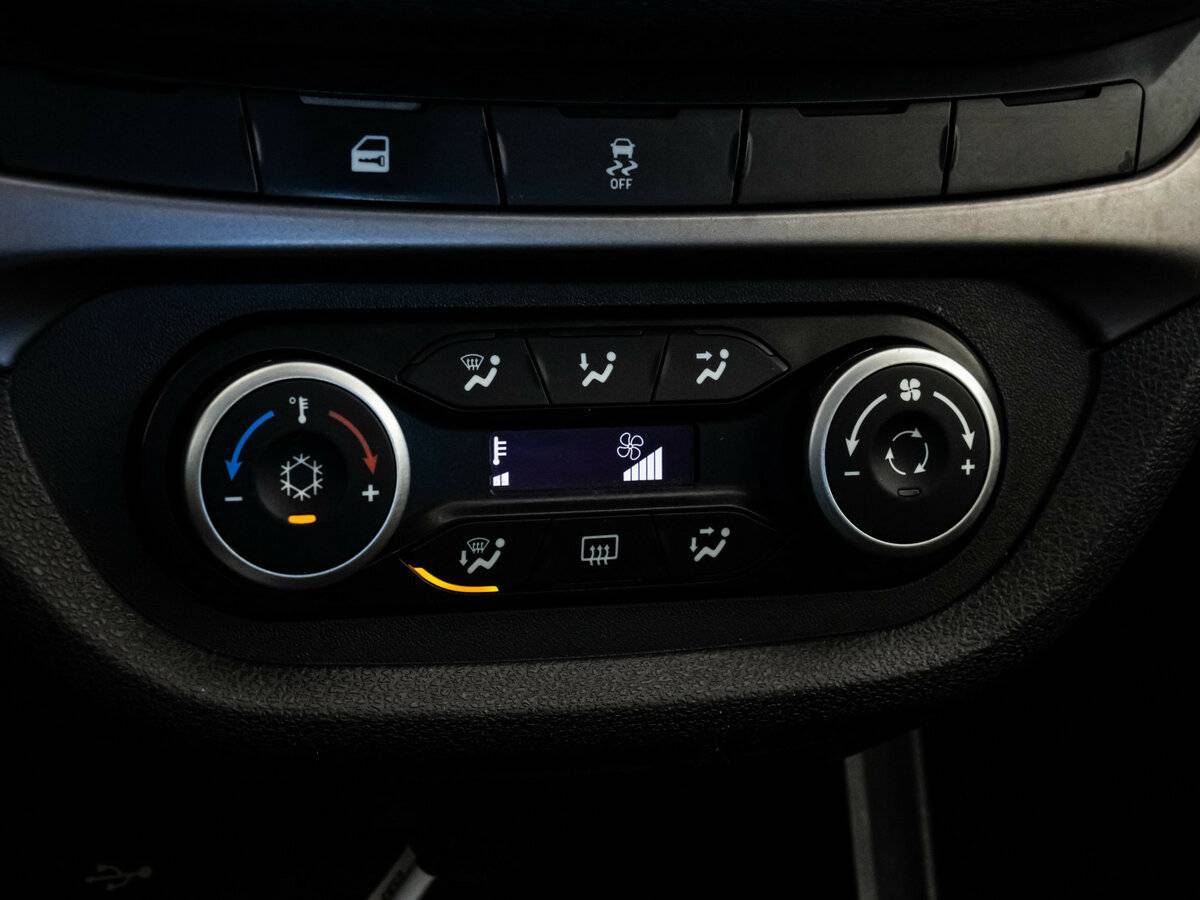 Лада (ВАЗ) Веста б/у, 2016, Механическая. Фото: #18