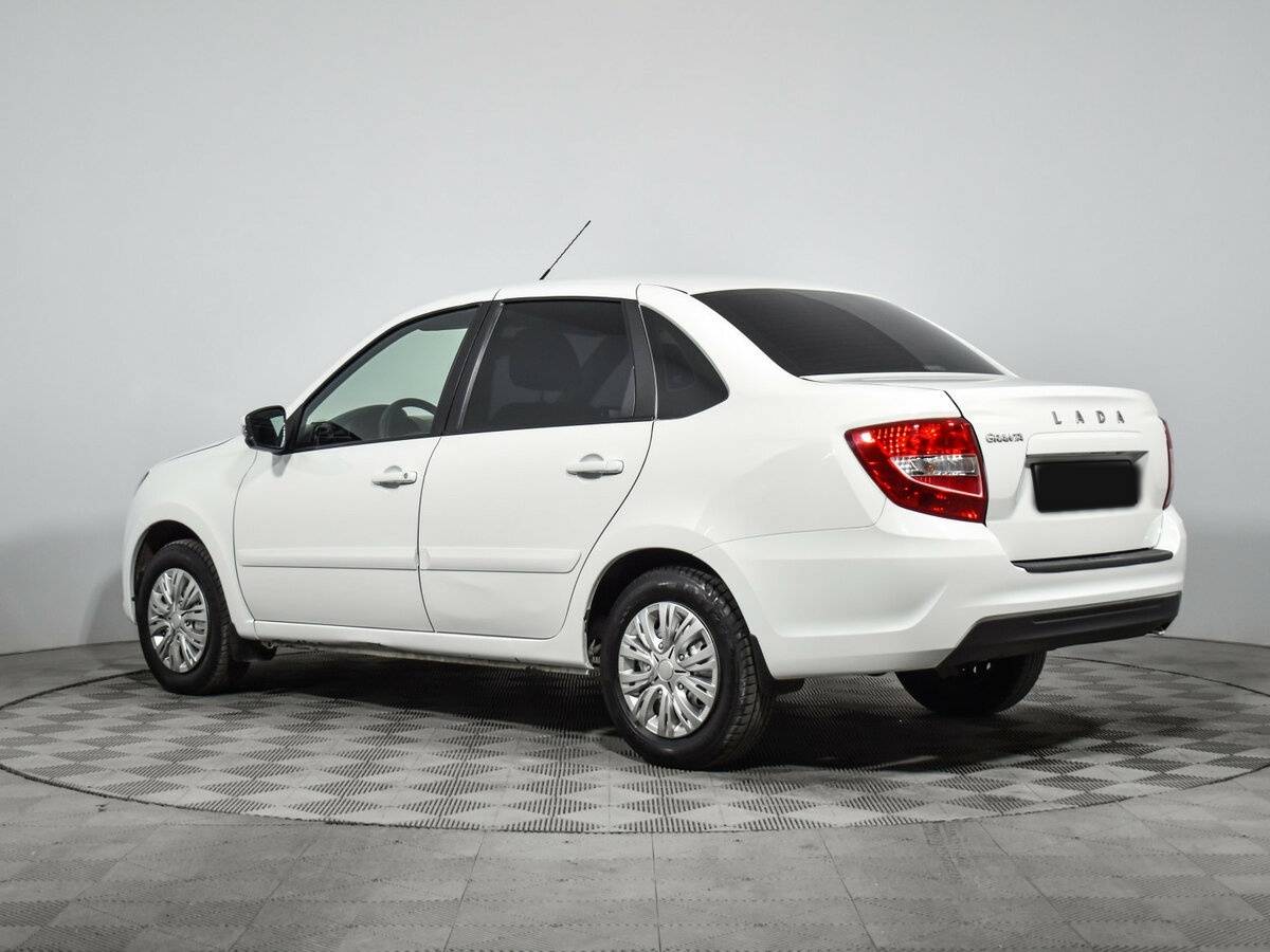 Лада (ВАЗ) Гранта б/у, 2020, Механическая. Фото: #6