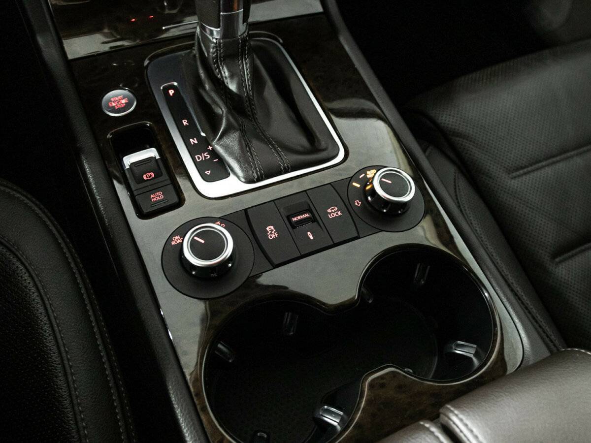 Фольксваген Туарег б/у, 2013, Автоматическая. Фото: #20