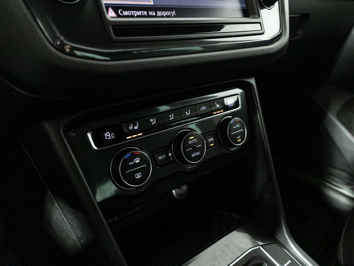 Фольксваген Тигуан б/у, 2017, Роботизированная. Фото: #17