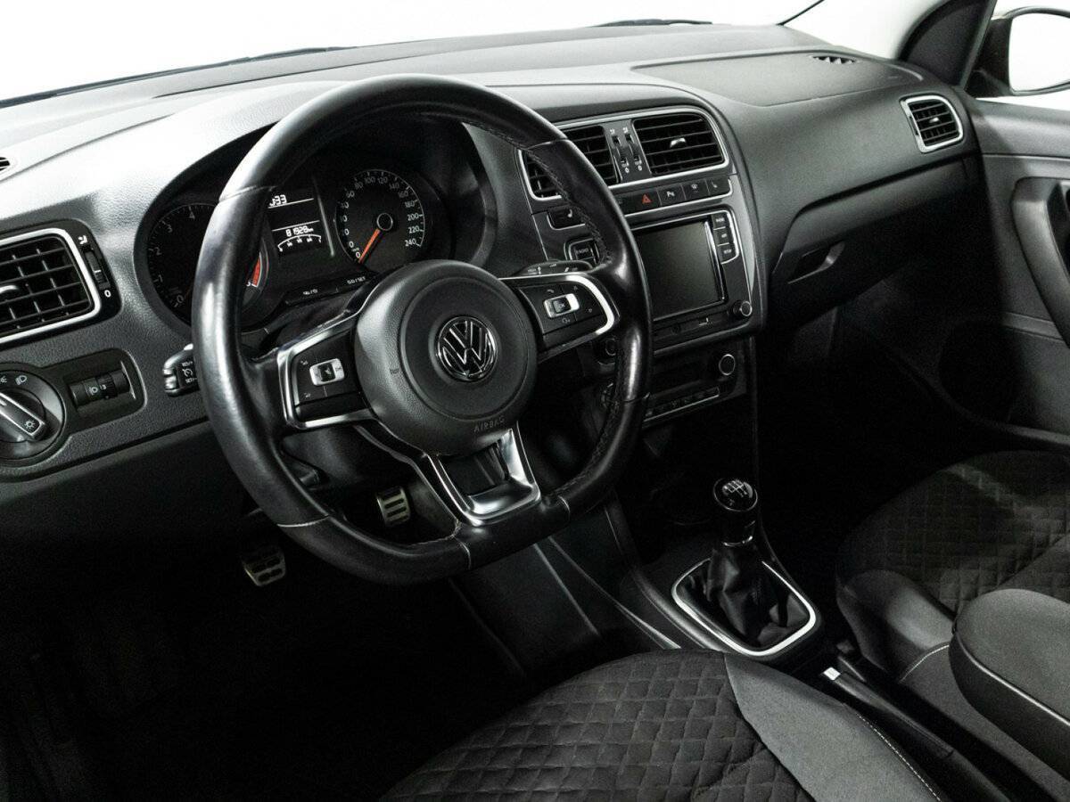 Фольксваген Поло б/у, 2018, Механическая. Фото: #10