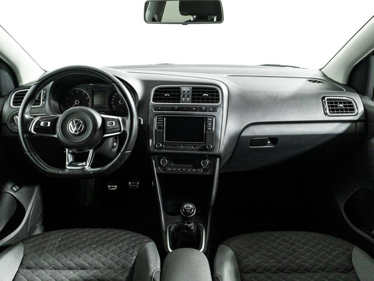 Фольксваген Поло б/у, 2018, Механическая. Фото: #12