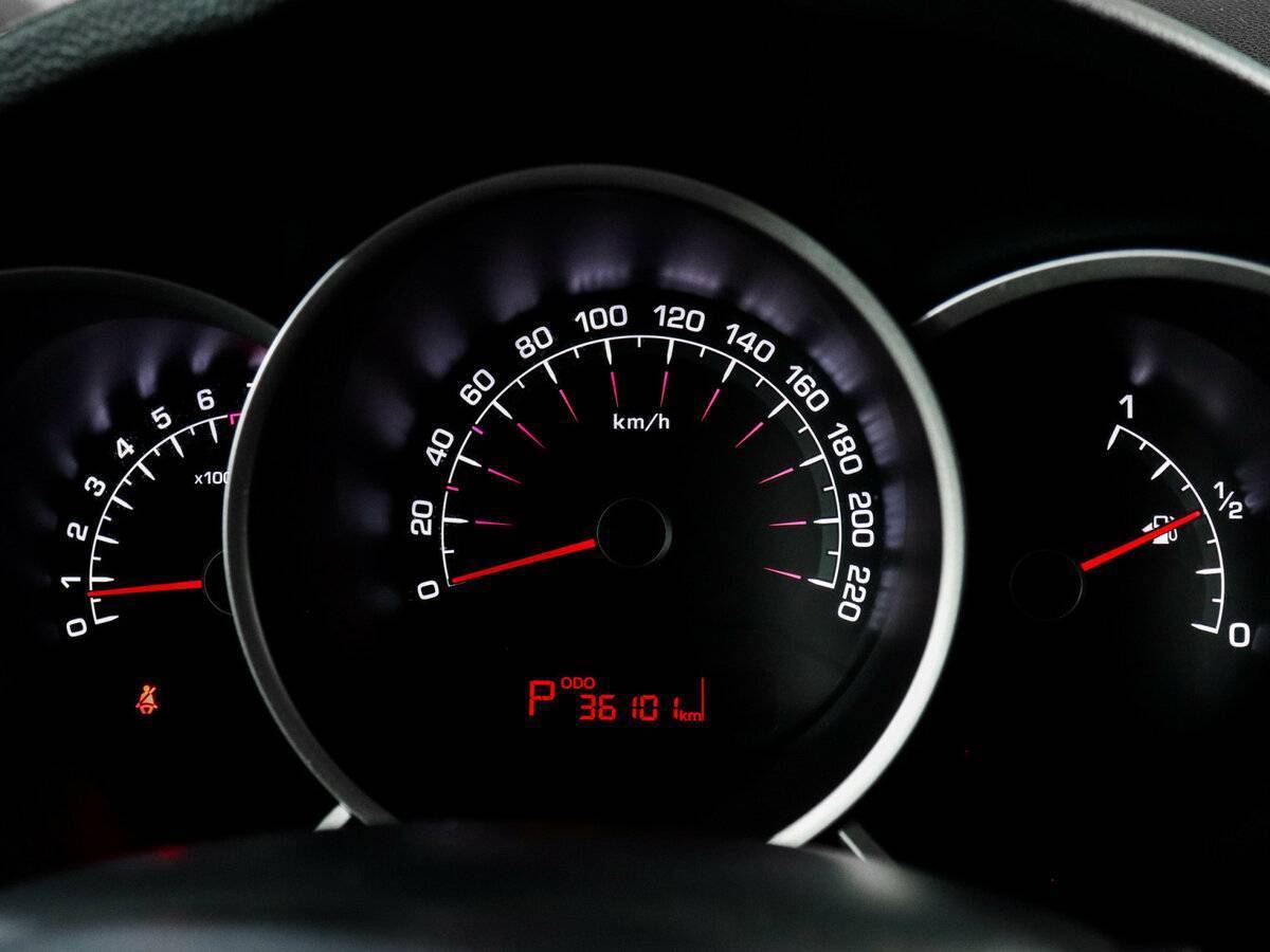 Киа Венга б/у, 2016, Автоматическая. Фото: #6