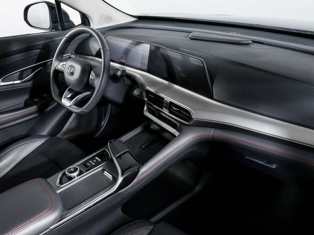 Чанган УНИ-Т б/у, 2023, Роботизированная. Фото: #8