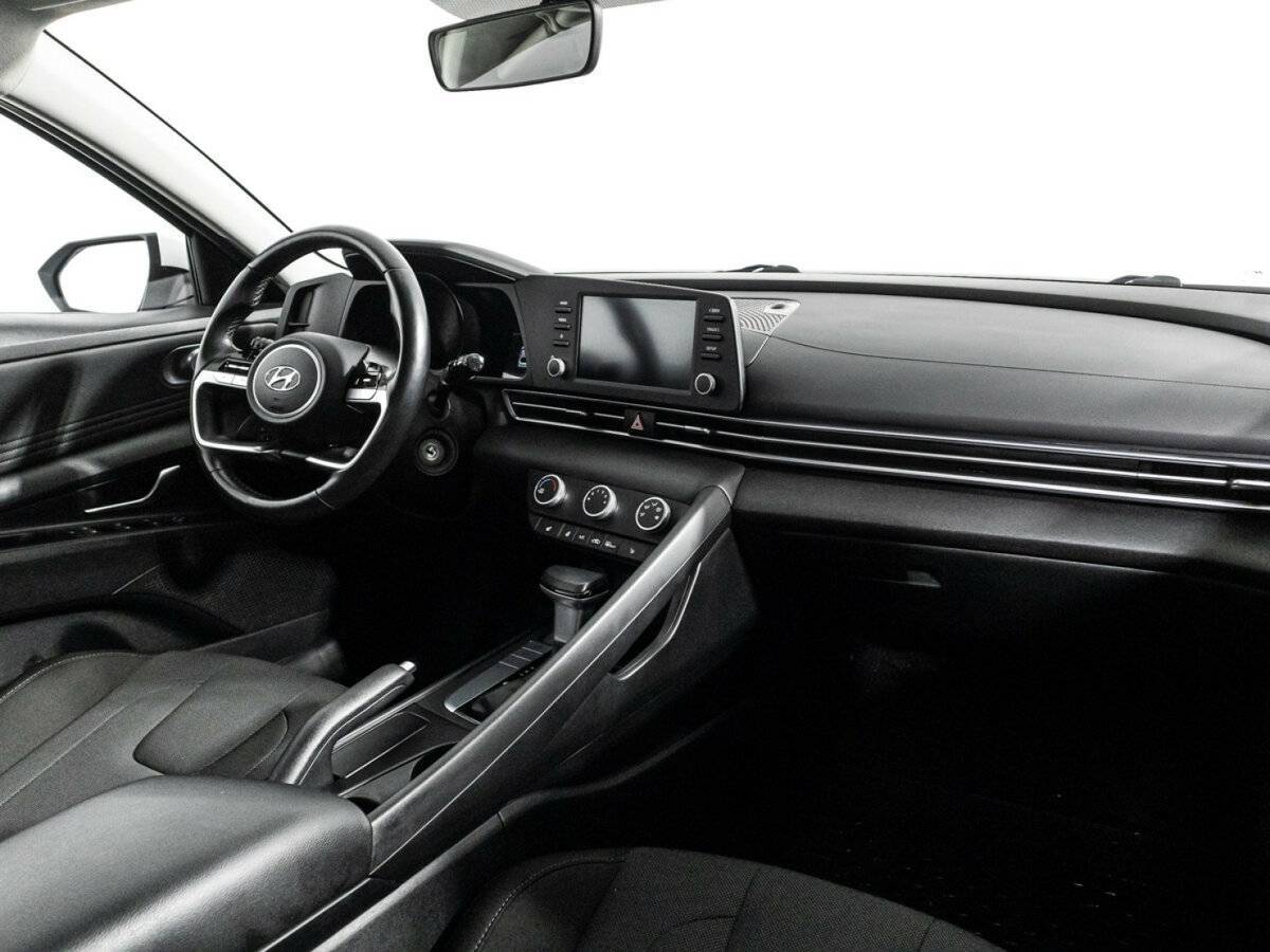 Хендай Елантра б/у, 2021, Автоматическая. Фото: #8