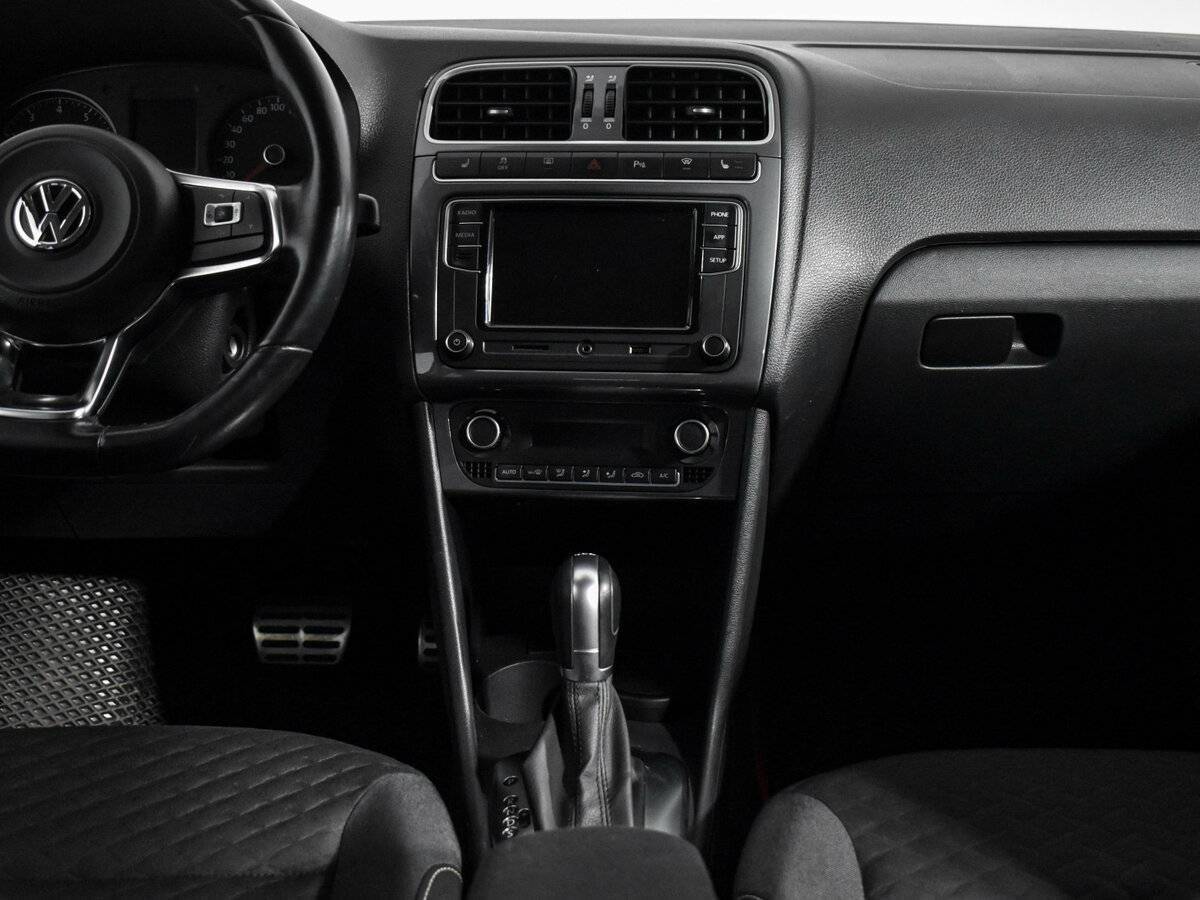 Фольксваген Поло б/у, 2018, Роботизированная. Фото: #12