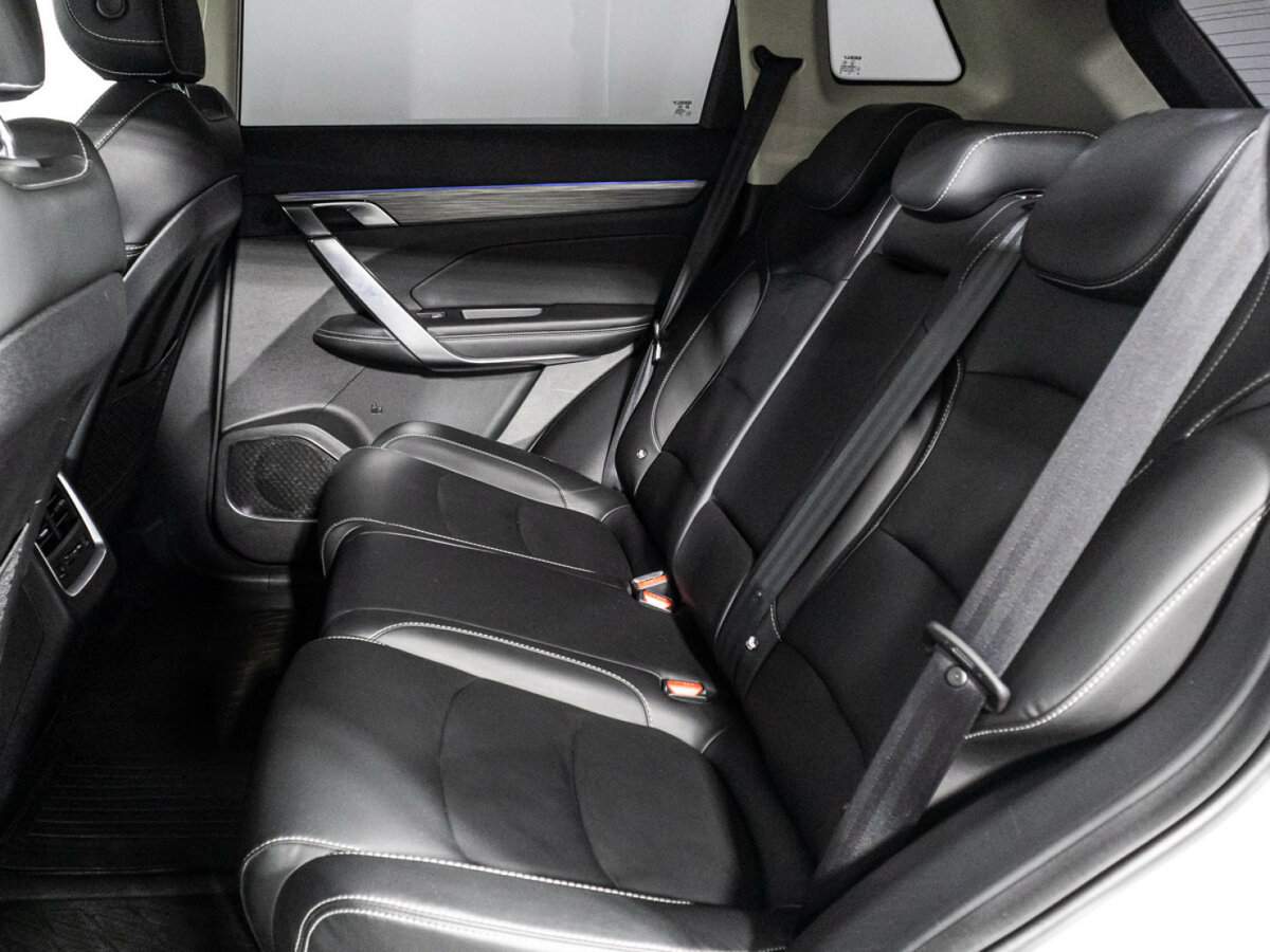 Джили Атлас Про б/у, 2023, Роботизированная. Фото: #9