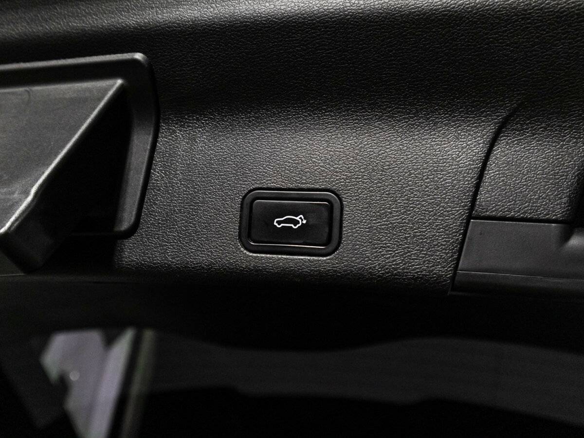 Джили Атлас Про б/у, 2023, Роботизированная. Фото: #15