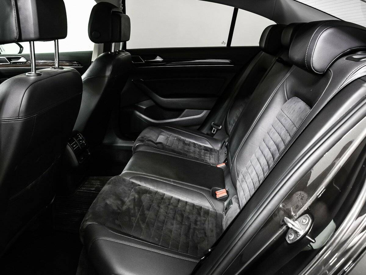 Фольксваген Пассат б/у, 2017, Роботизированная. Фото: #11