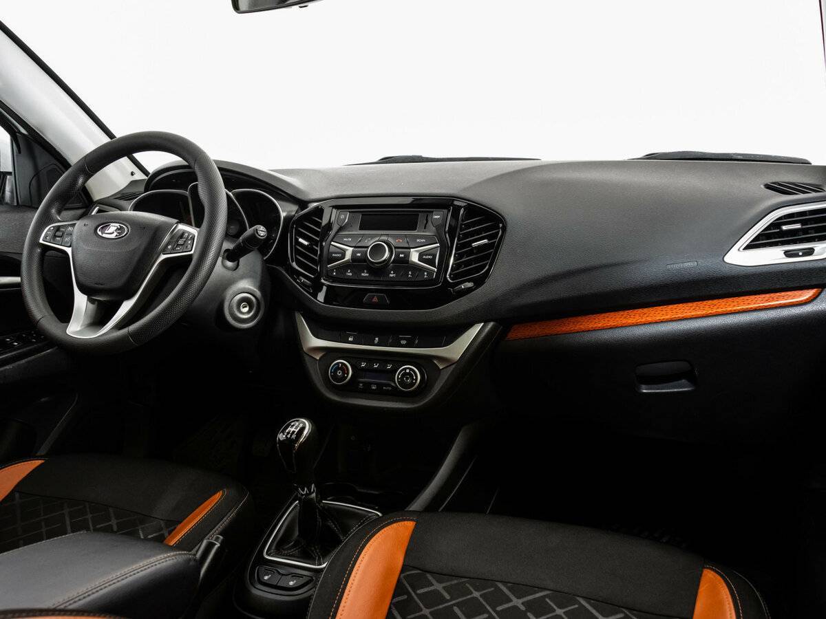 Лада (ВАЗ) Веста б/у, 2018, Механическая. Фото: #6