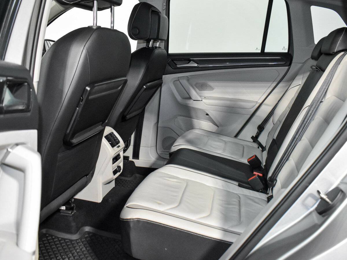 Фольксваген Тигуан б/у, 2017, Роботизированная. Фото: #11