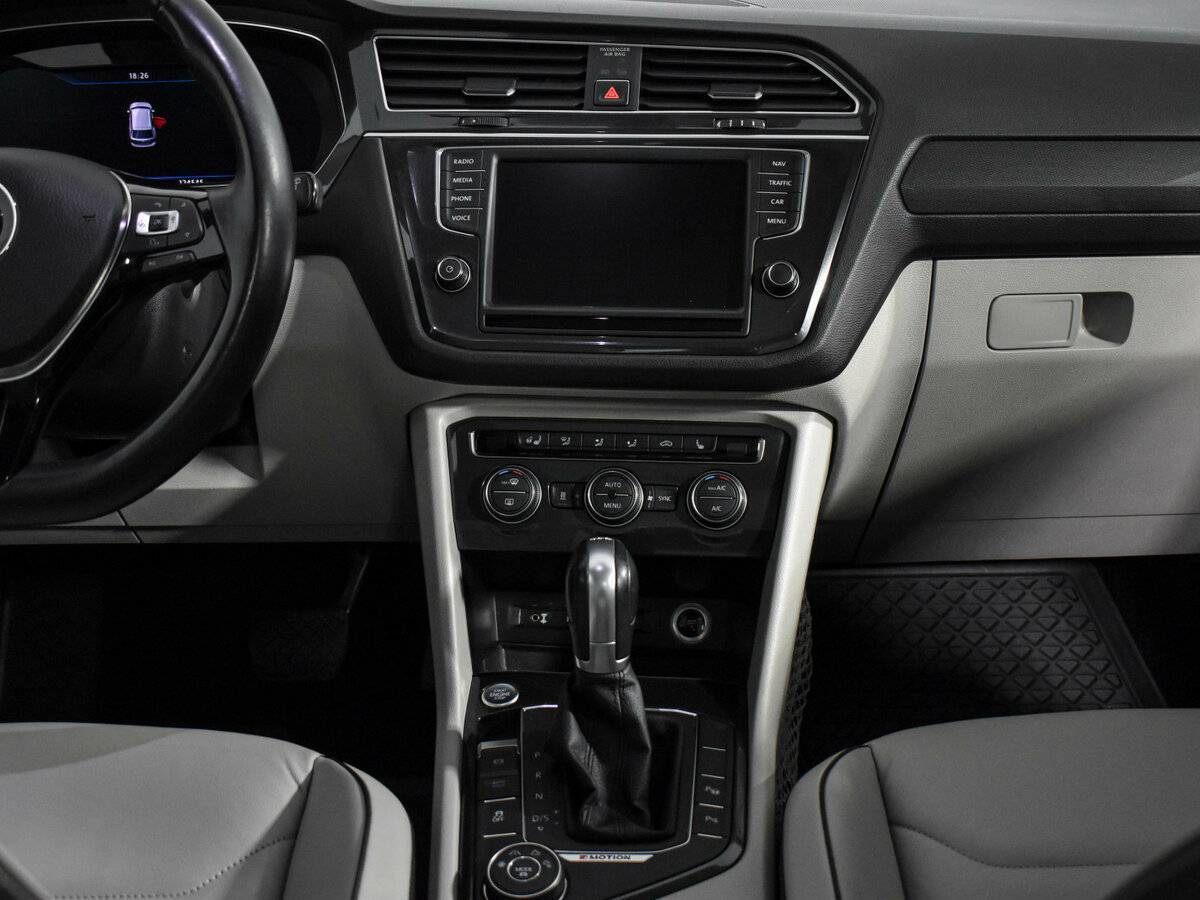 Фольксваген Тигуан б/у, 2017, Роботизированная. Фото: #13