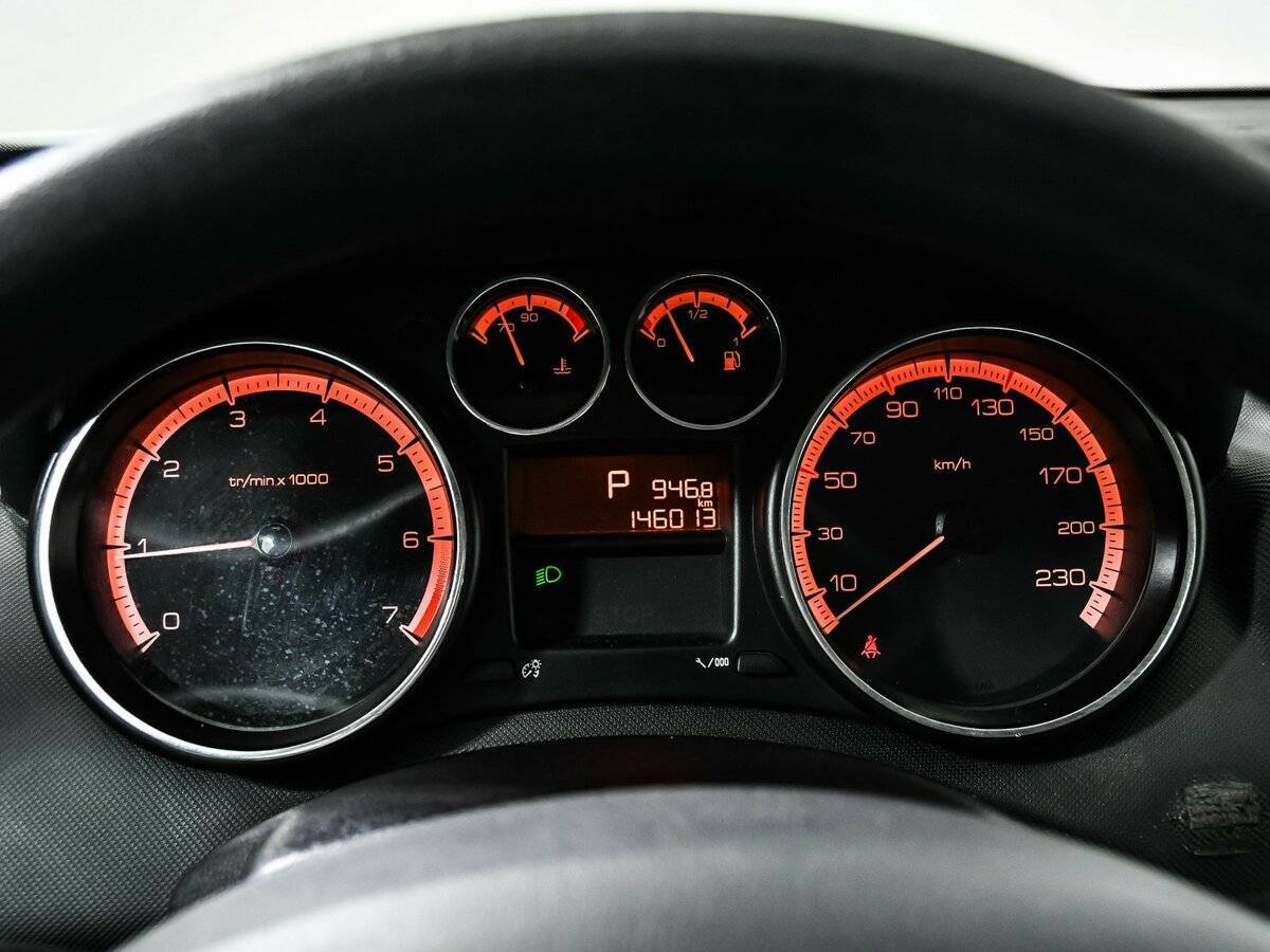 Пежо 408 б/у, 2012, Автоматическая. Фото: #9