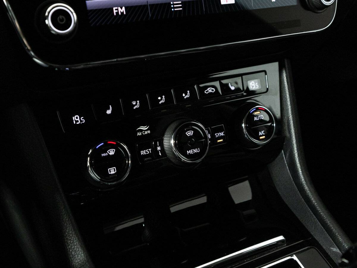 Шкода Суперб б/у, 2018, Роботизированная. Фото: #16