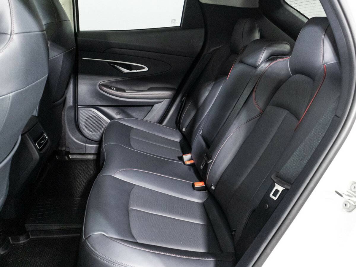 Чанган УНИ-Т б/у, 2023, Роботизированная. Фото: #9